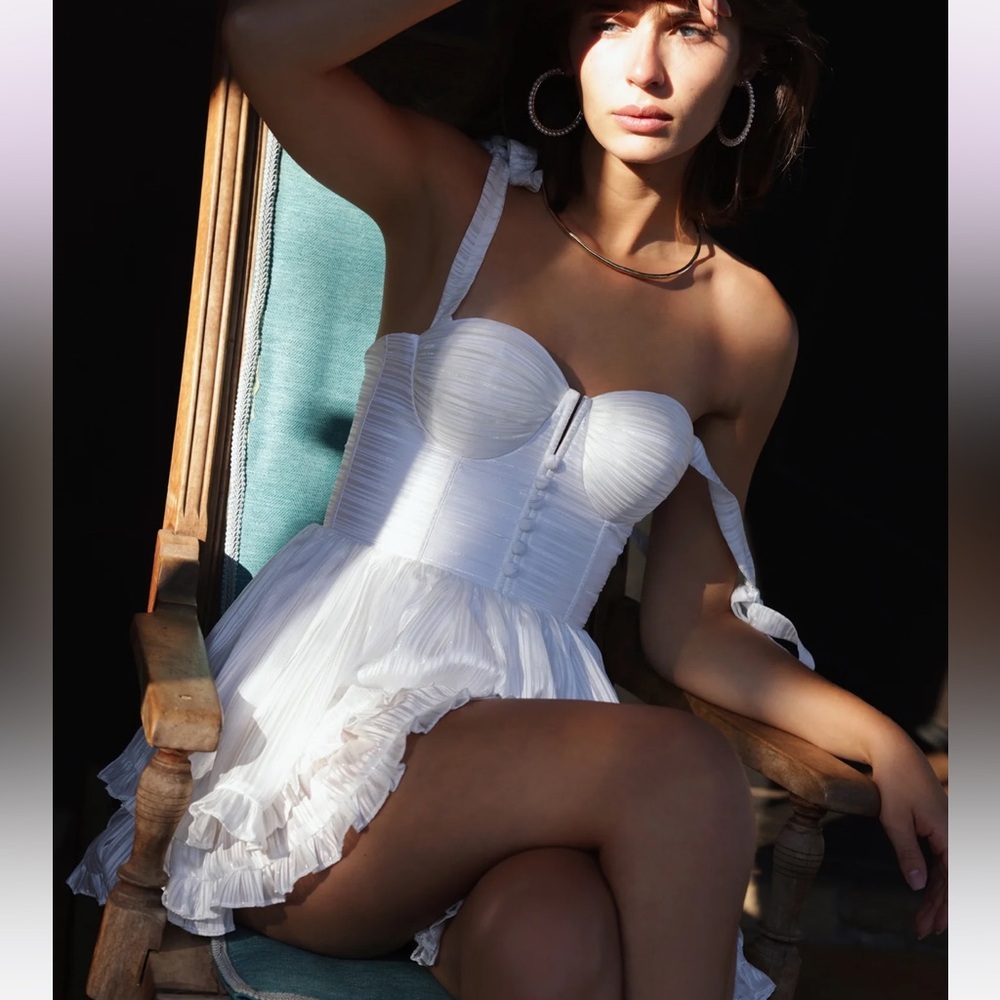 Adeirlina - Fragrant Jasmine Mini Dress